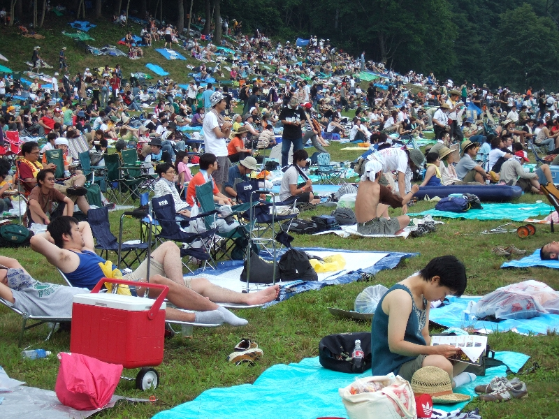 05年はタープ設営が禁止となりました。