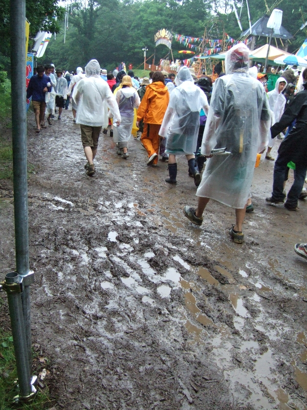 キッズランド前。