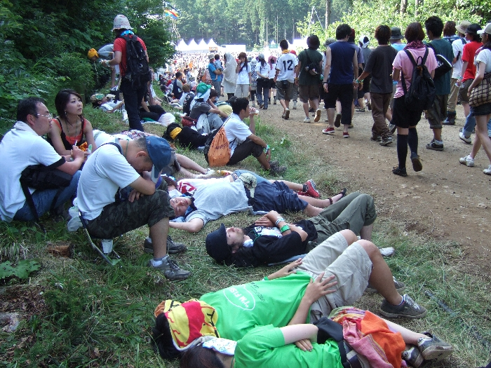 上の写真の反対側。