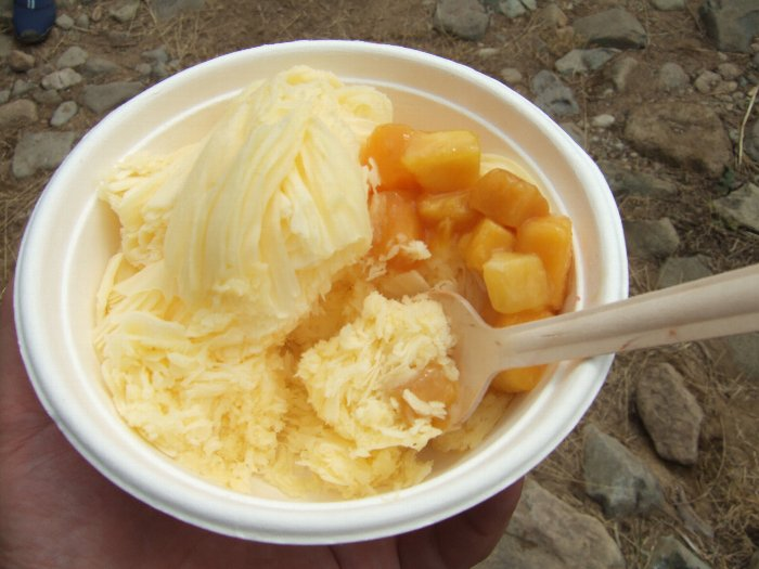 ところ天国、台湾式スイーツ雪花氷。アップル・マンゴー、500円。