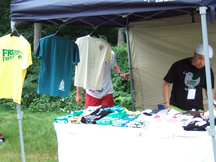 Tシャツ販売店。 