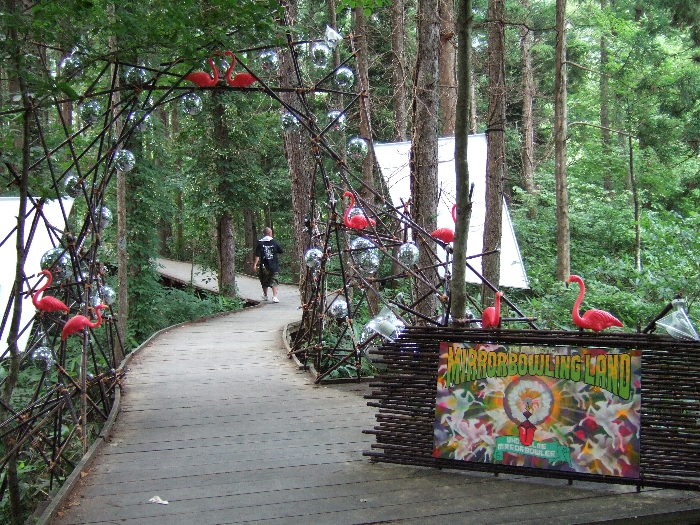 ミラーボーリング・ランドと名付けられたトンネル。 