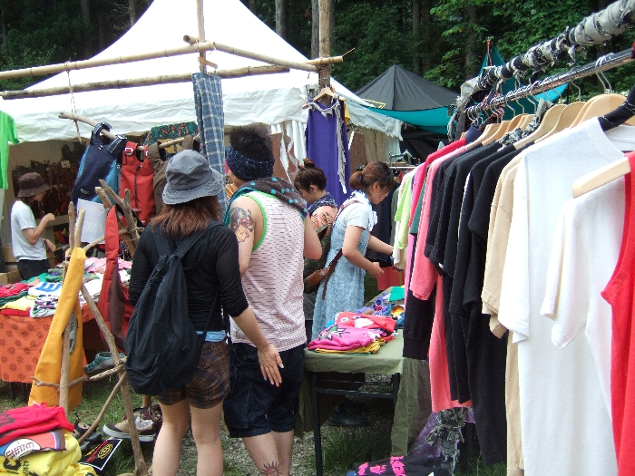 色はややポップ寄りか。 