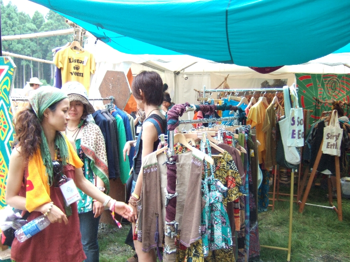 フィールド・オブ・ヘブンのボードウォーク出口付近からアバロンフィールド側の店。