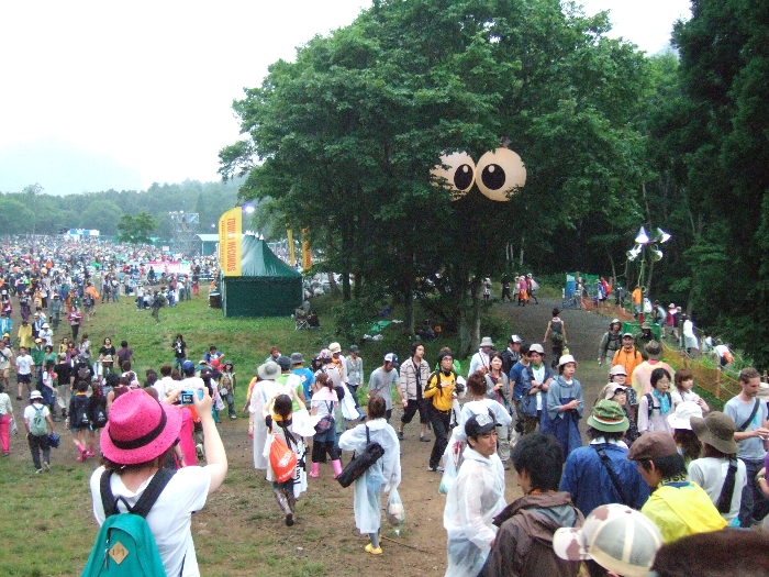 毎年いろいろな場所に設置される目玉。 