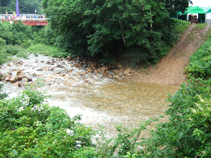 1日目の浅貝川。降りている人はいません。