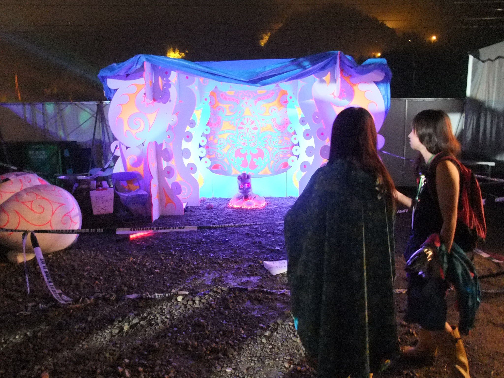 よくわからない見せ物。