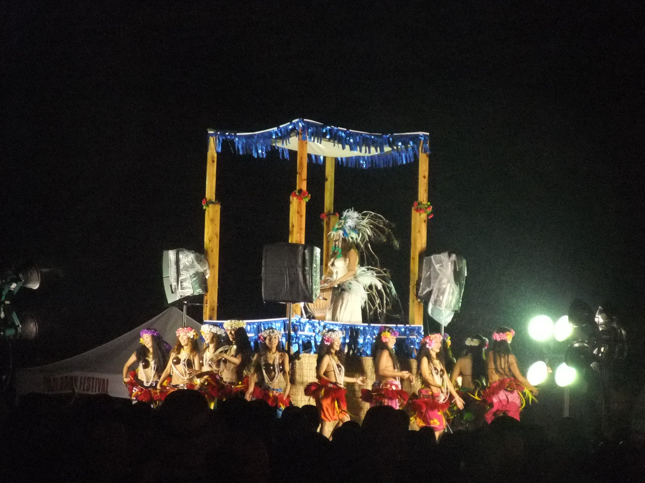 今年からできたピラミッドガーデンで3日連続出演していました。