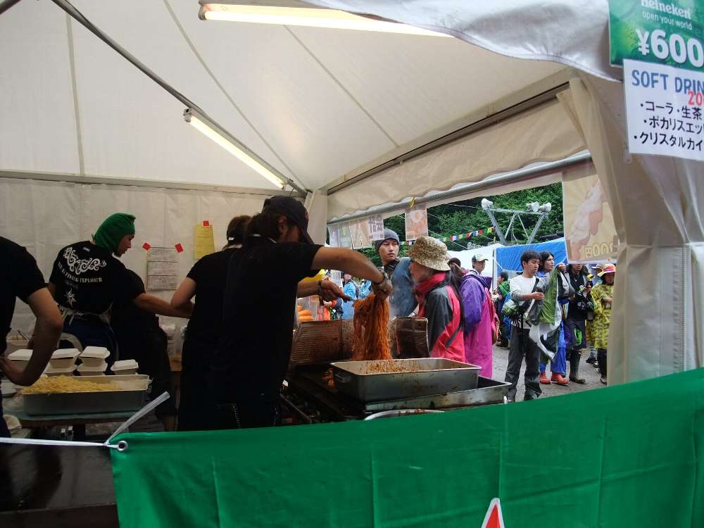 ナポリタンを作っているところ。