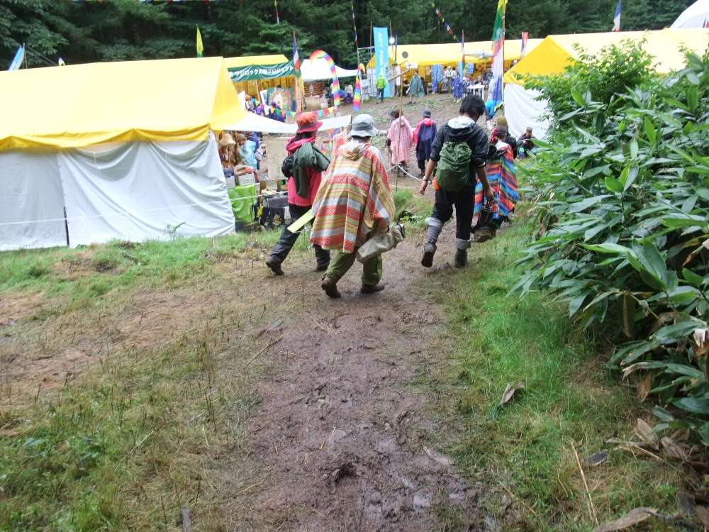 NGOビレッジ側。