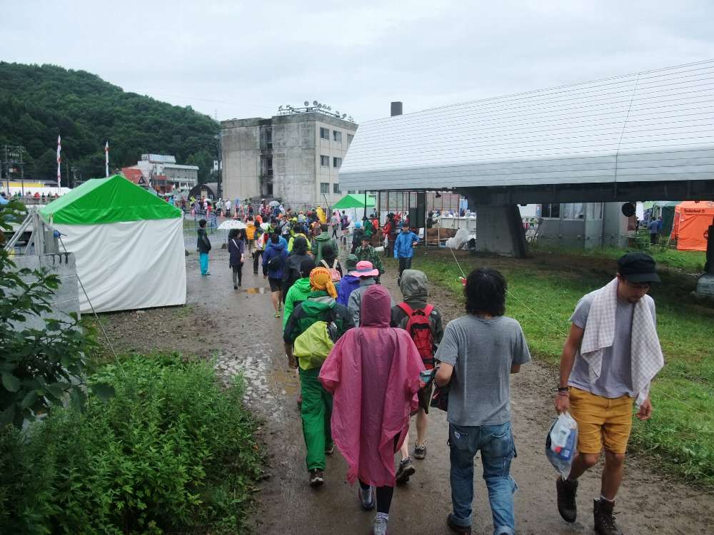 非公認だった通路が正規の通路となりました。