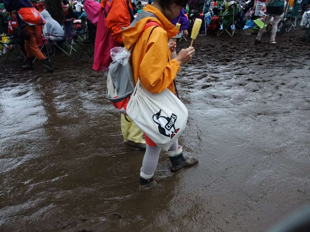 長靴も埋まります。