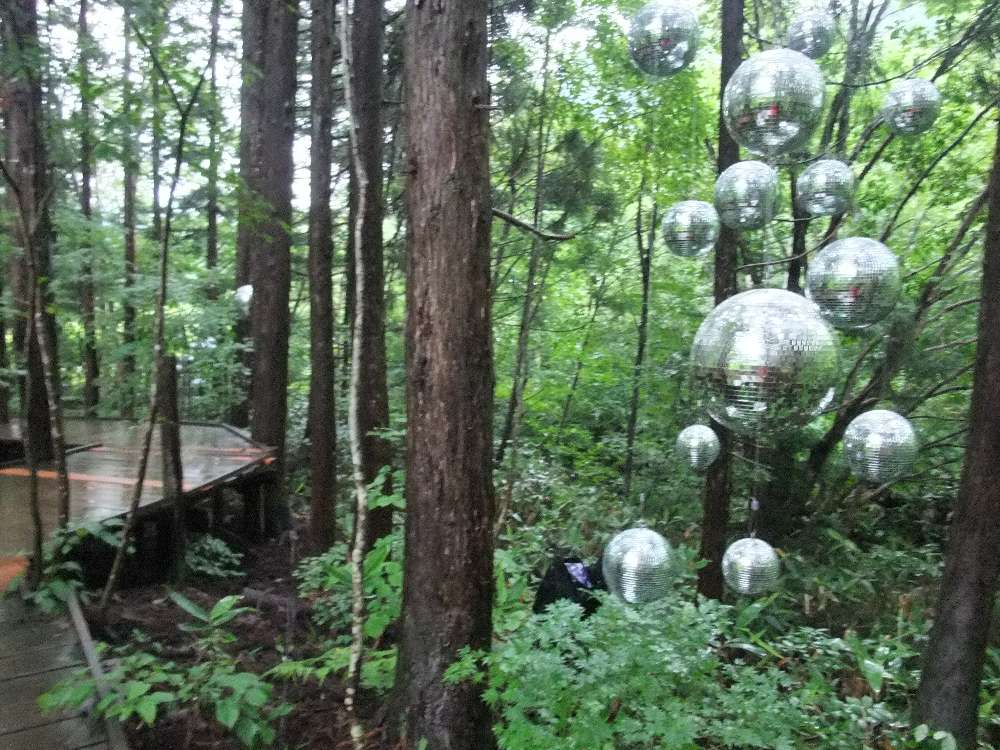 ミラーボールたくさんその2。