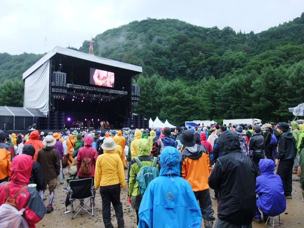 ホワイトステージ。