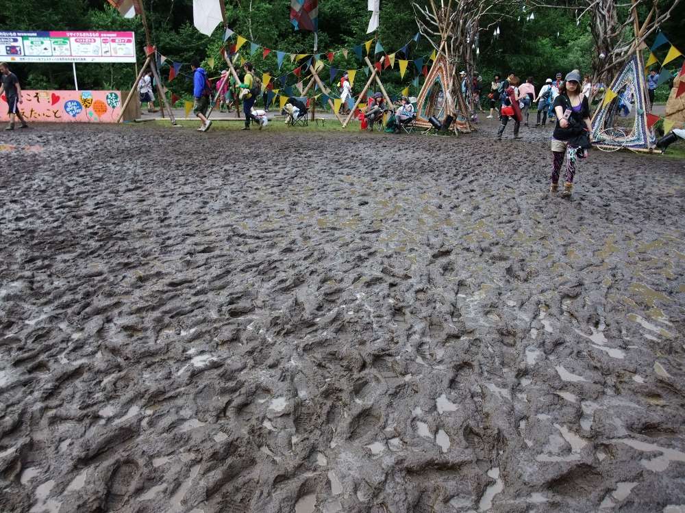 ストーンド・サークル。いすも置けない。