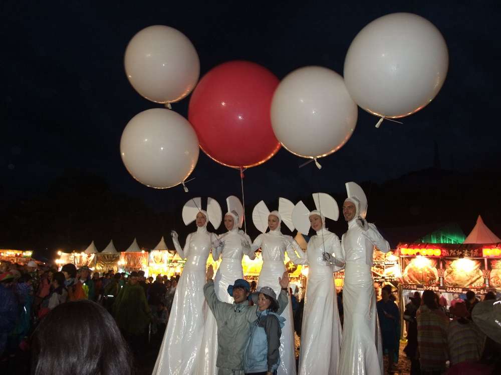 前夜祭だけしか見られなかった5人。女4人男1人。