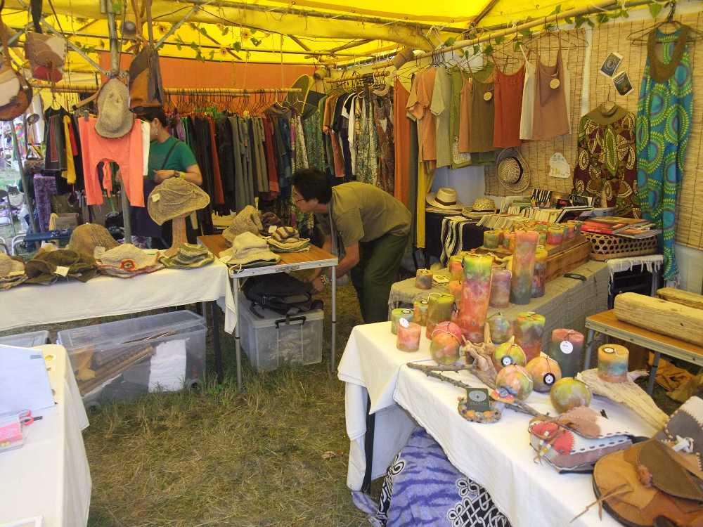 手前はろうそく。