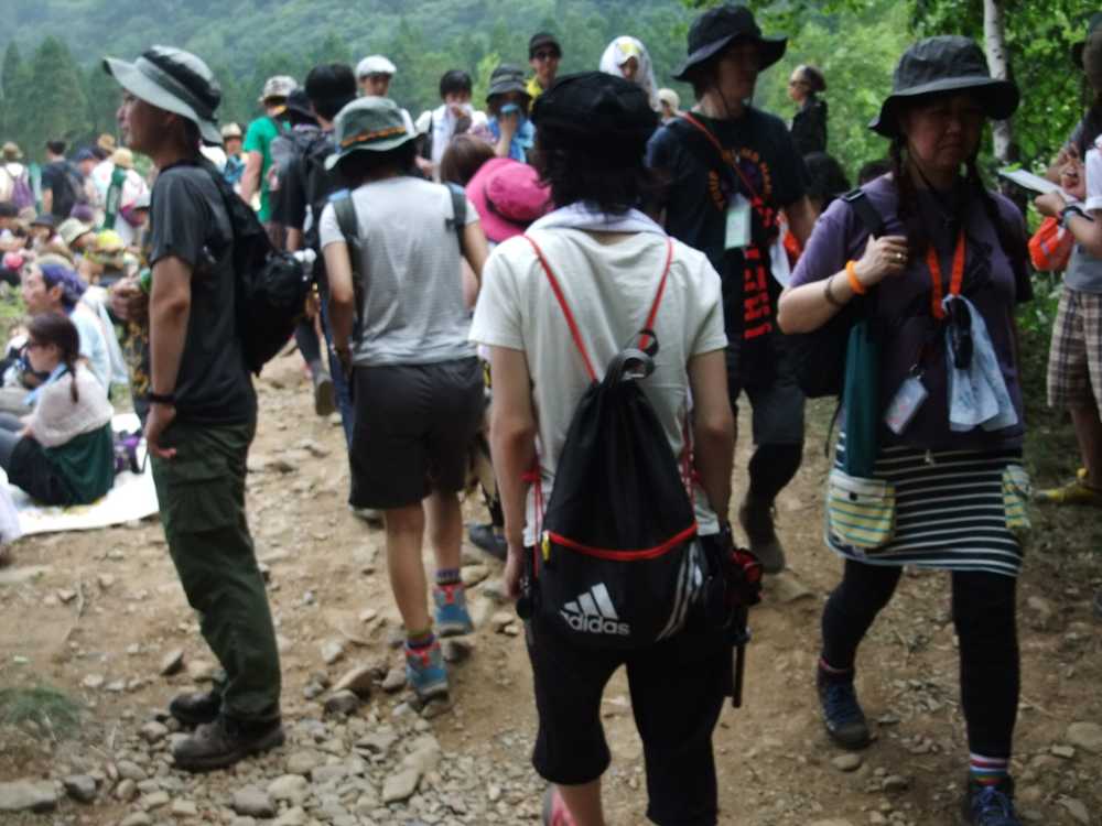 ストーンド・サークルへ行く通路。