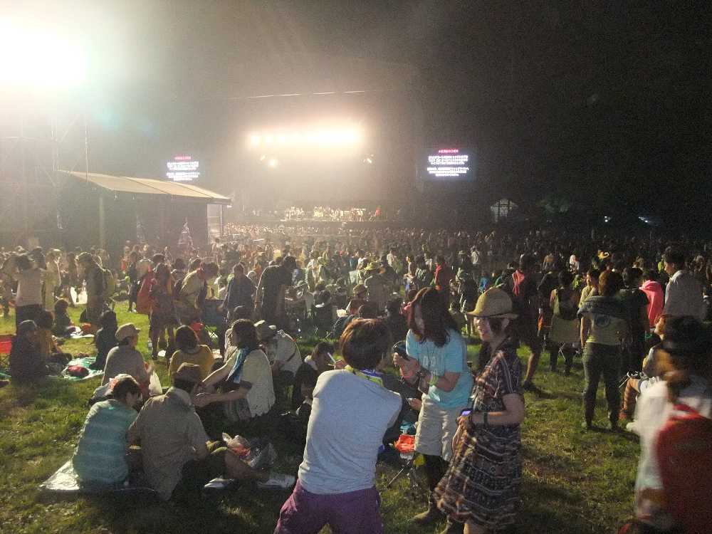 1日目、ストーン・ローゼズ終演後。