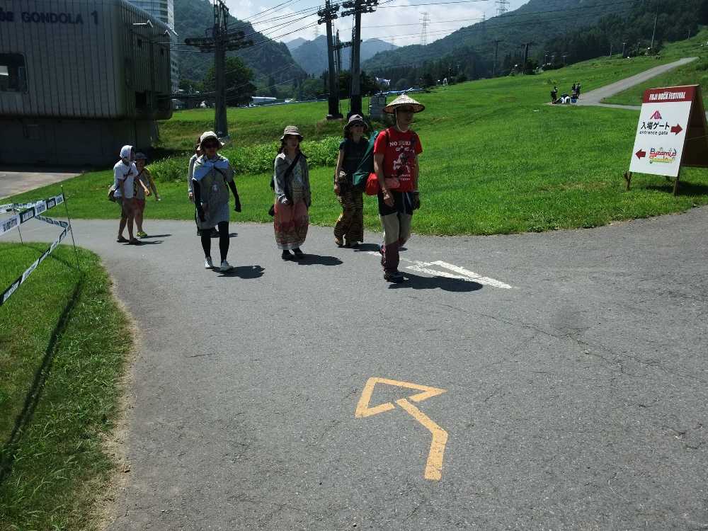 プリンスホテル方面へ一度曲がる。