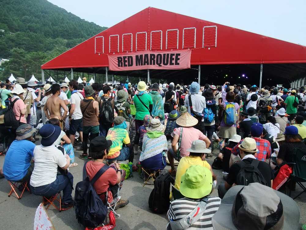 1日目午後3時過ぎ。チャットモンチーのころ。