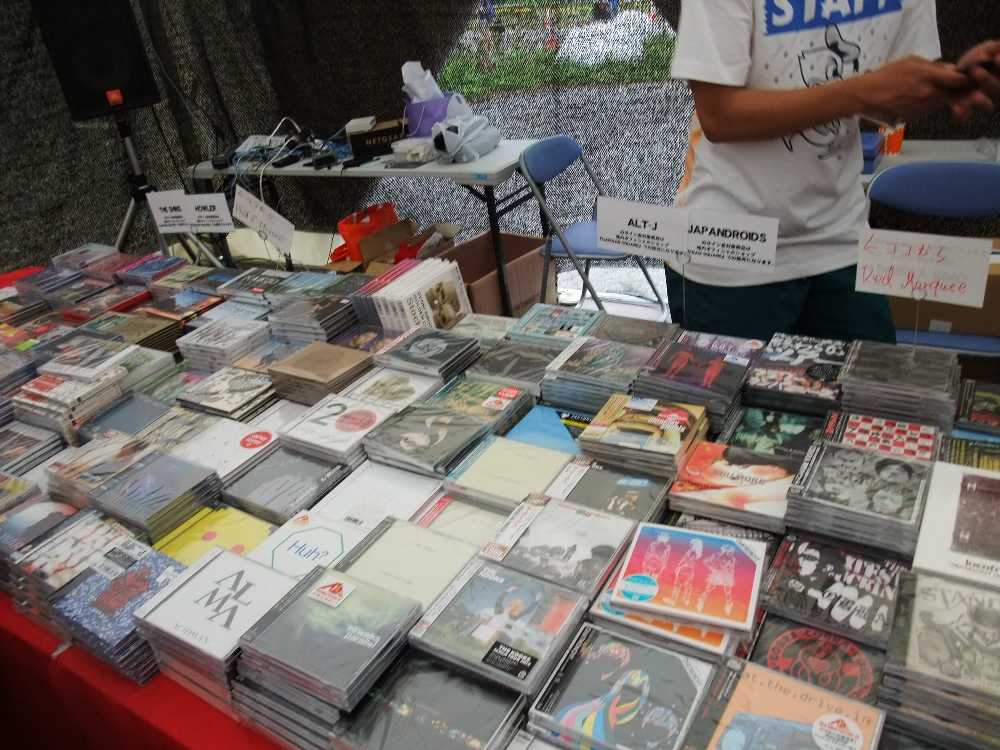 日本盤があるものは基本的に日本盤。