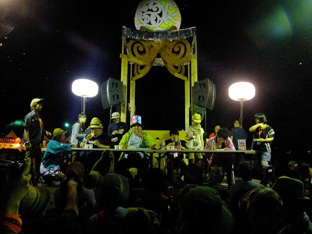 決戦。3分で何皿いけるかの競争。