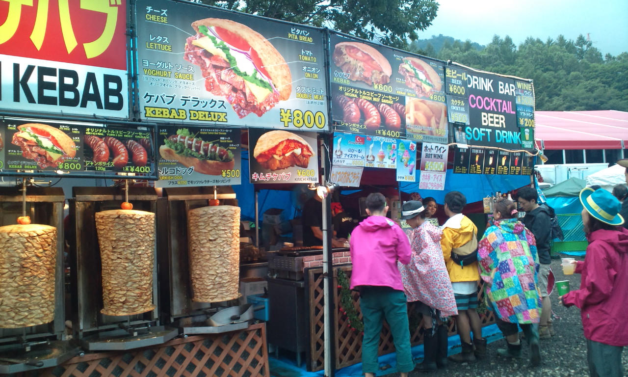 ケバブデラックスは人気です。