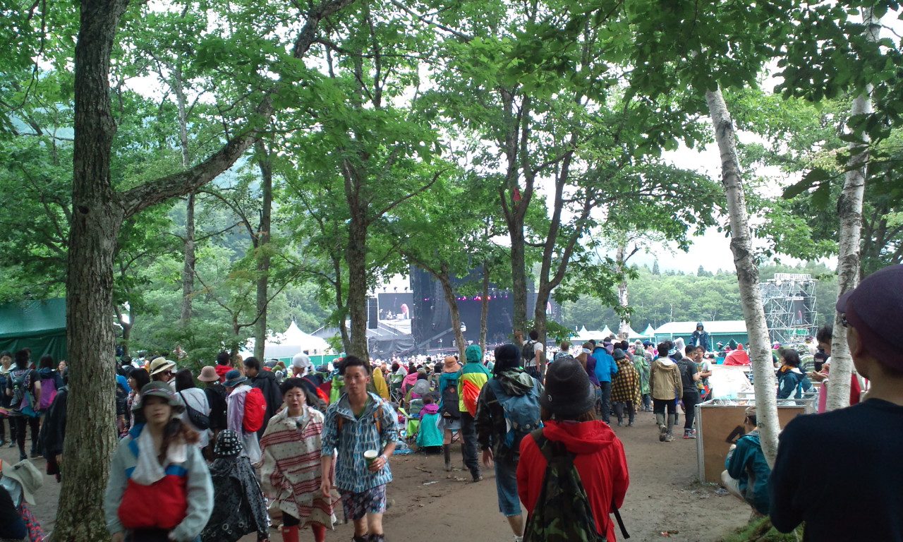 グリーンステージ南側。