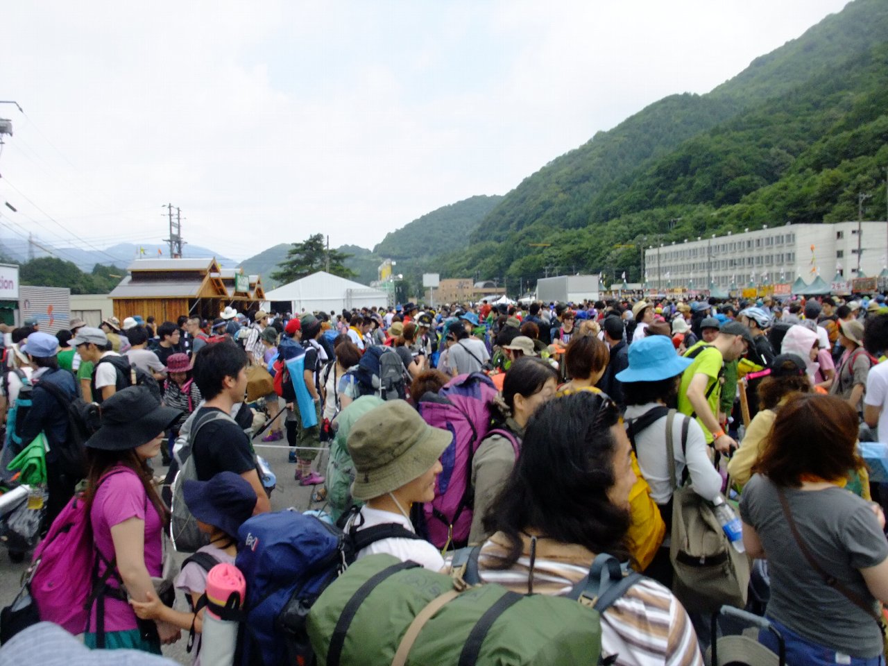 午後0時10分ごろ。