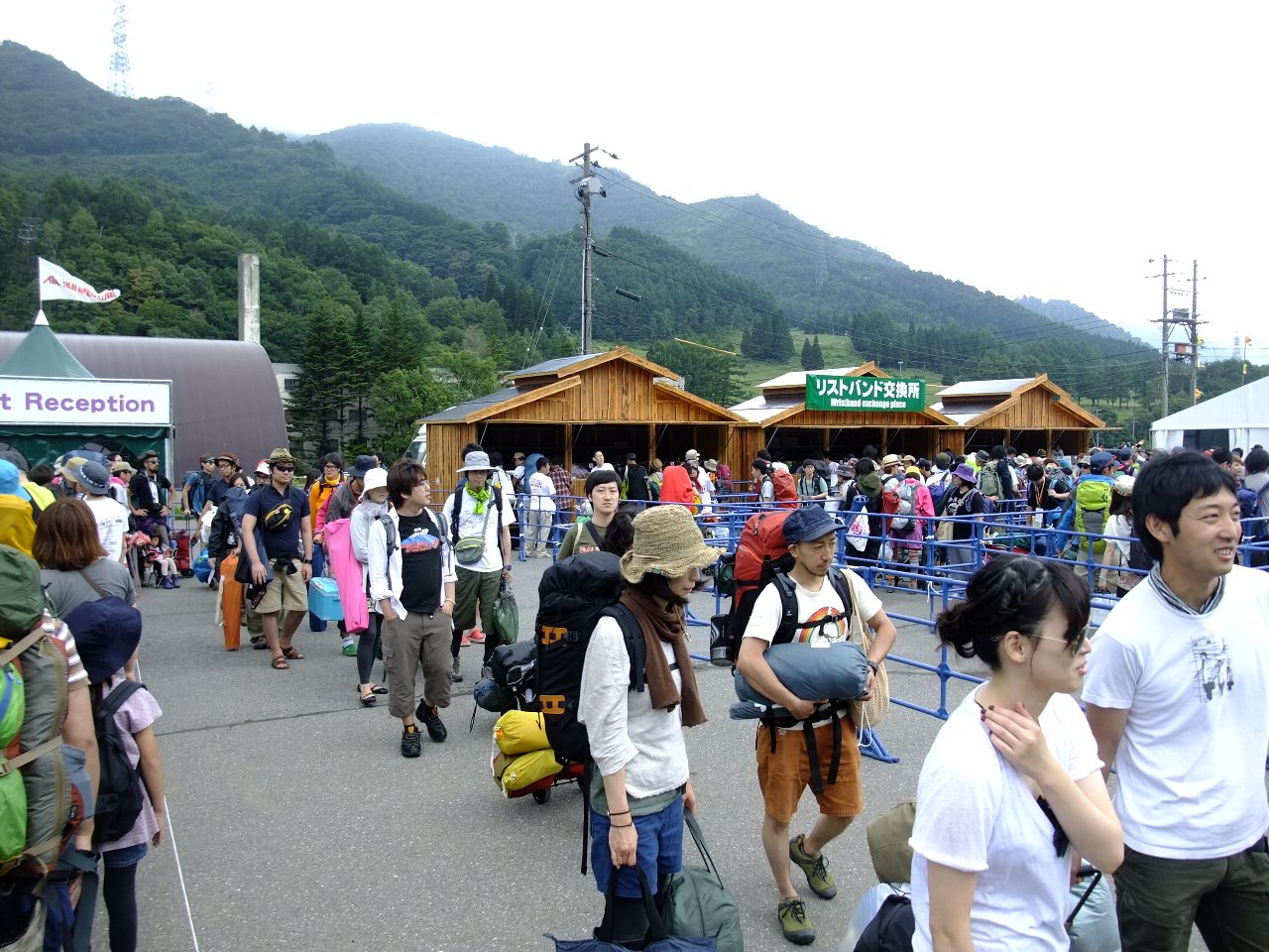 午後0時30分ごろ。