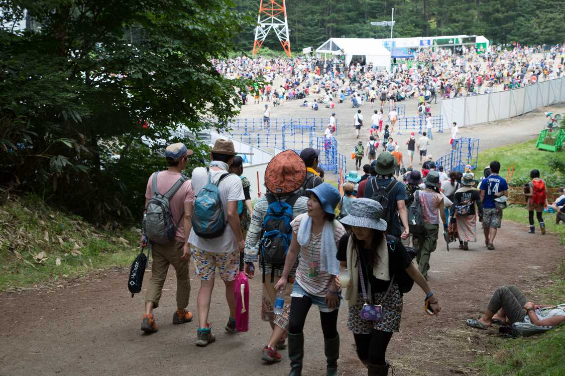 ホワイトステージ方向。