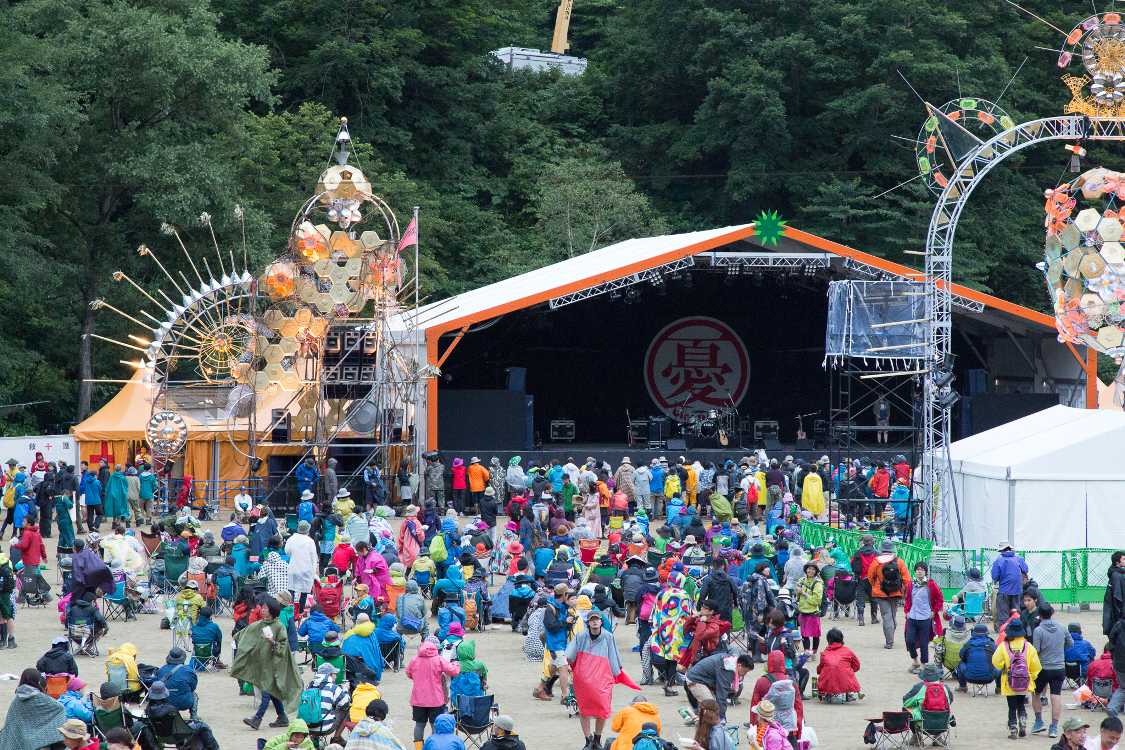 日曜のオレンジコートのトリ、憂歌団直前。