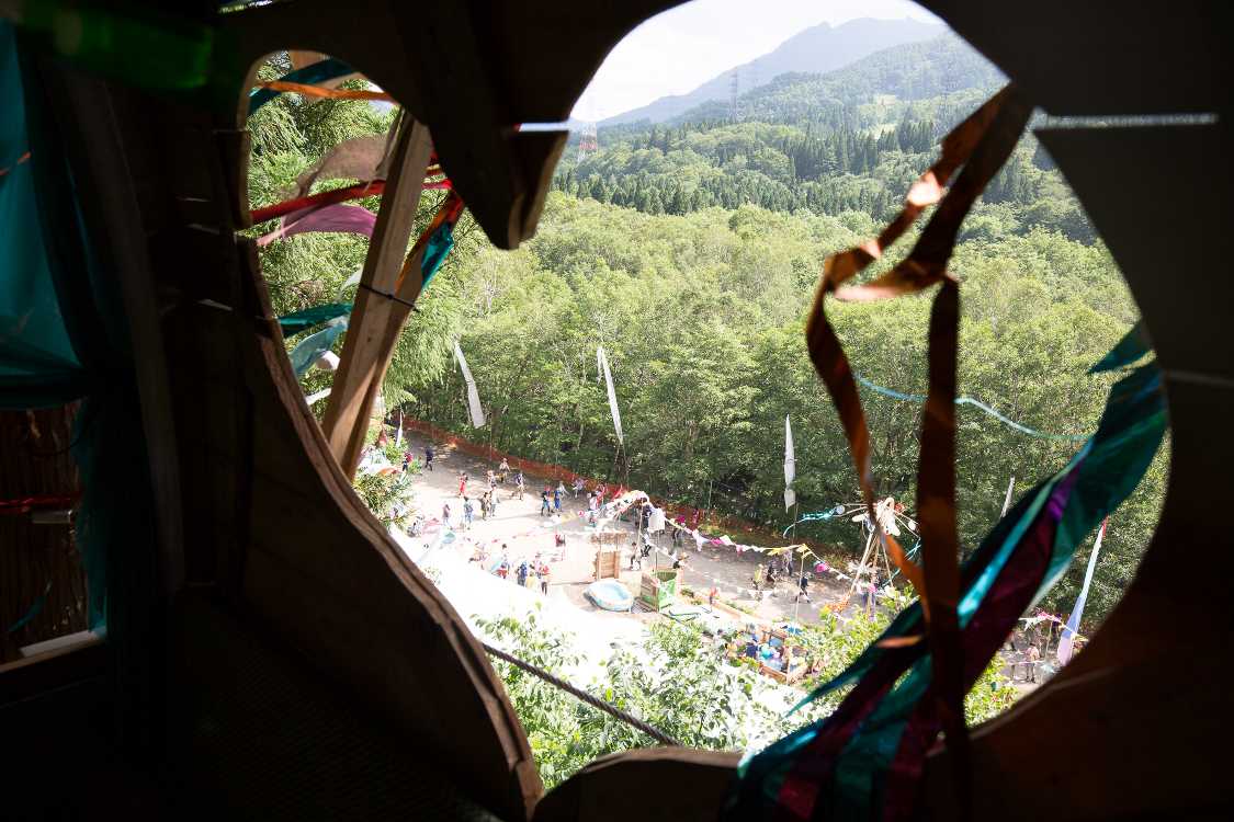 導線からでも高低差は数十メートルあるだろう。