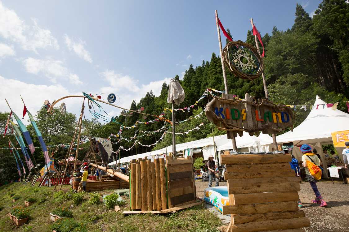 キッズランド入り口。やや導線寄りから。