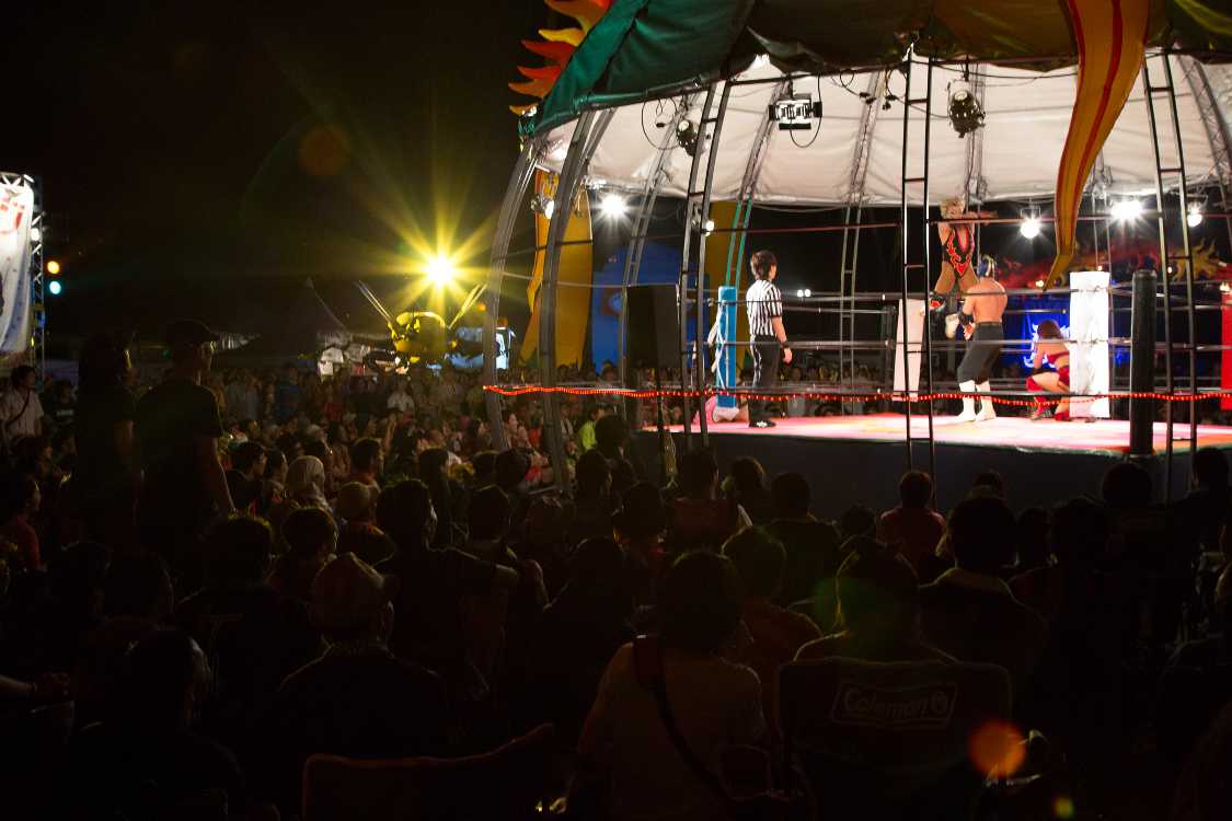 日曜の午前1時40分ごろ。