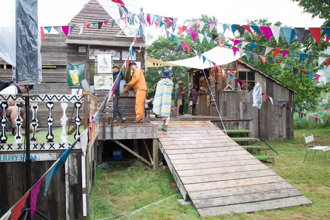 ピラミッドガーデンの飲食店。