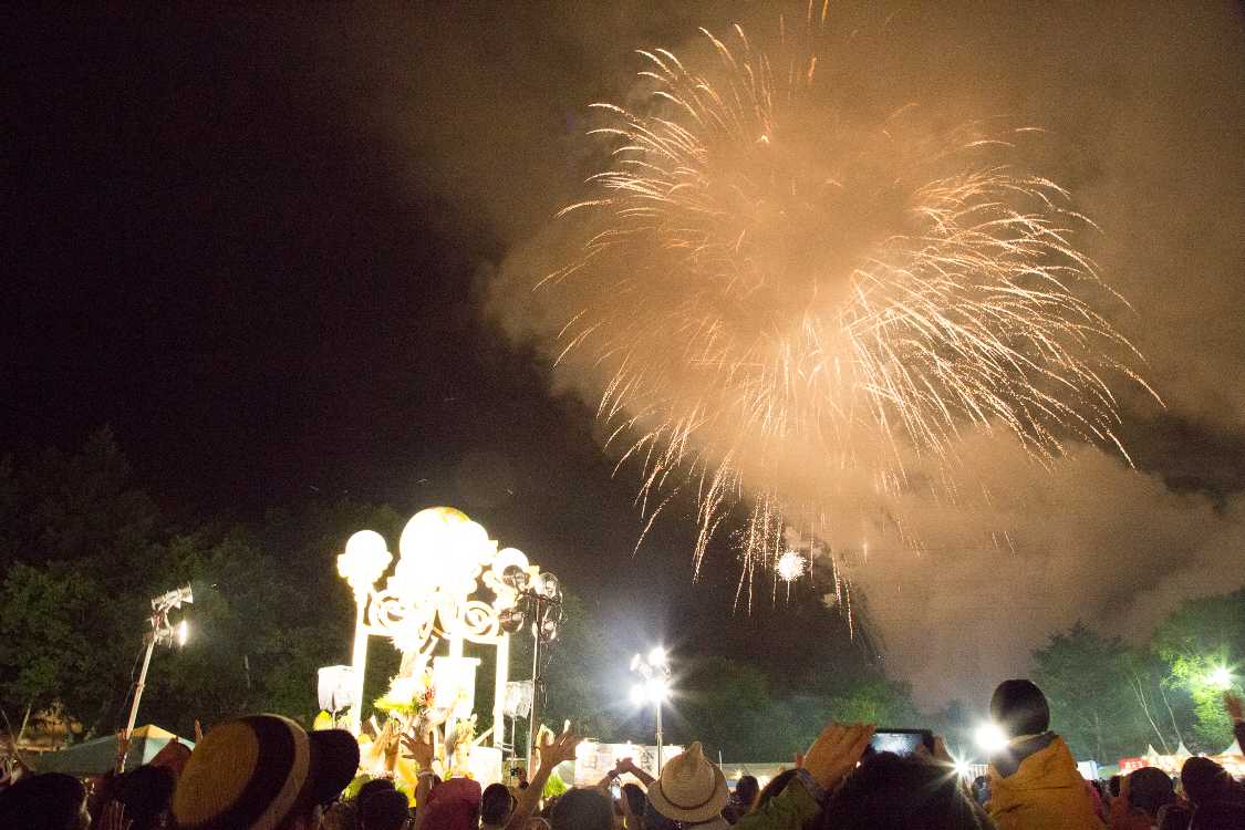 最後の大きな花火。