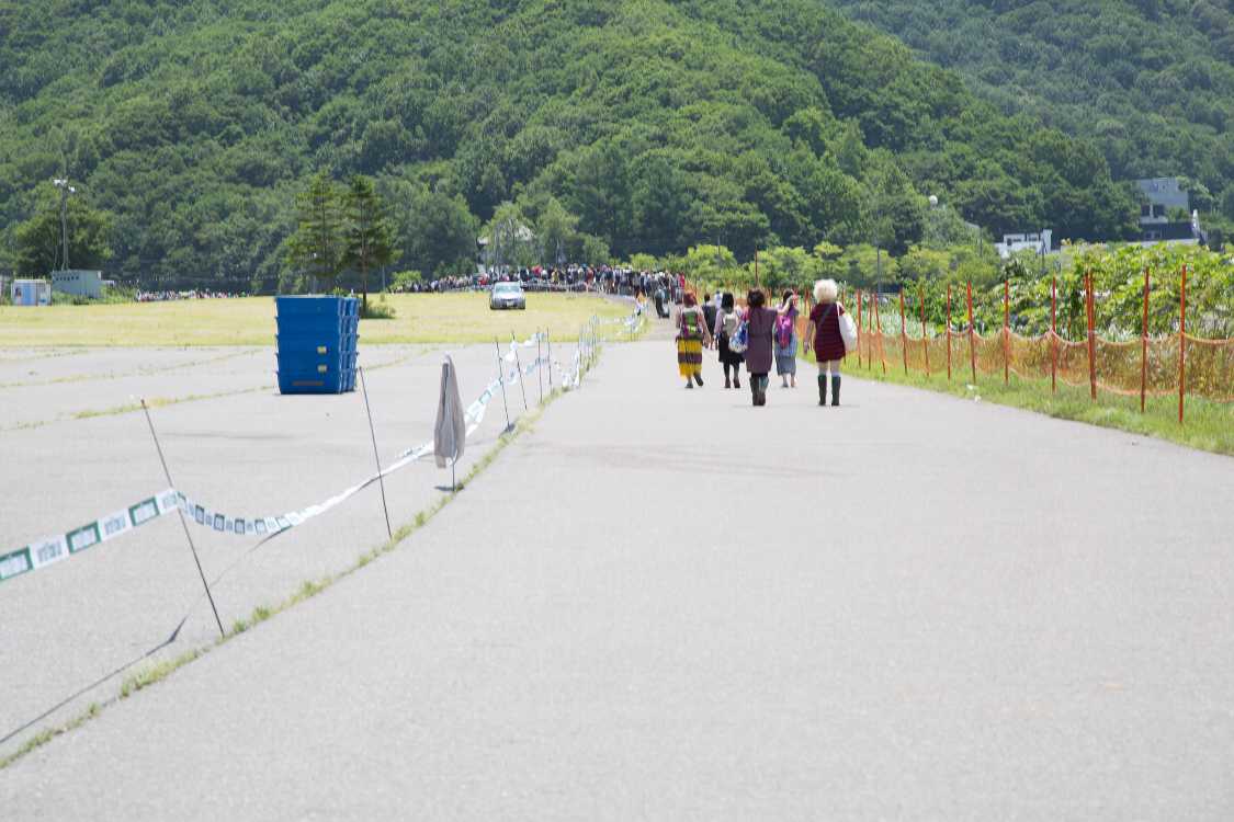 シャトルバスの導線。