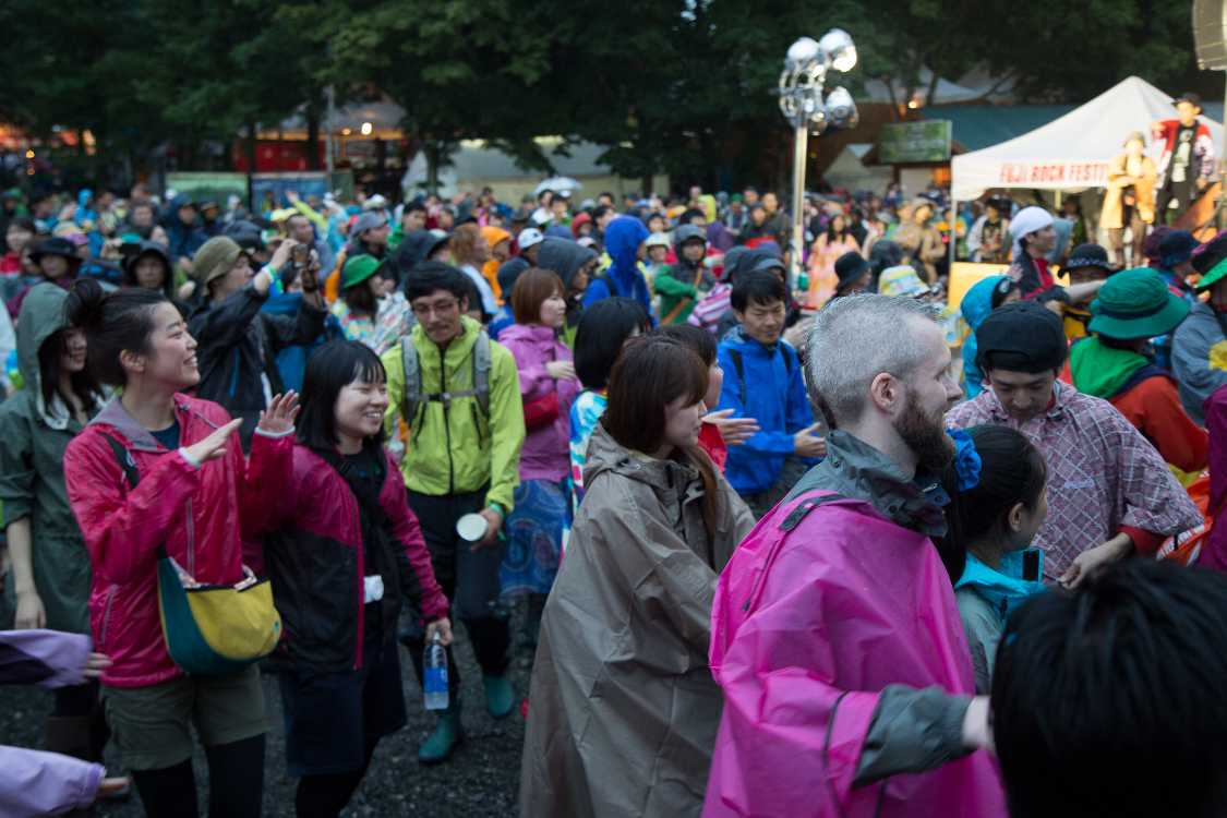 苗場音頭を踊る人その2。