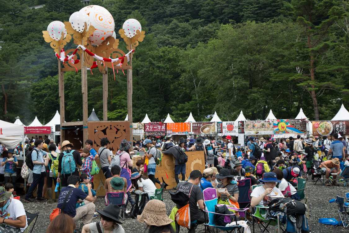 金曜午後0時50分ごろ。