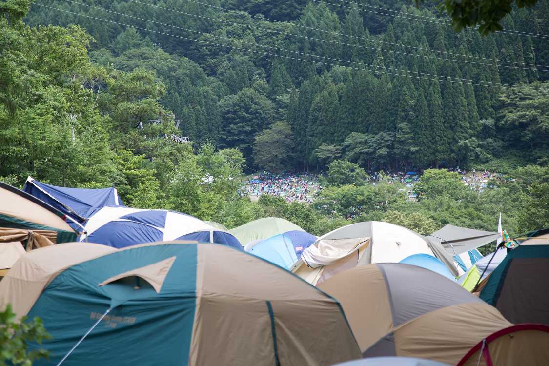 Bサイトから見えるグリーンステージ後方。