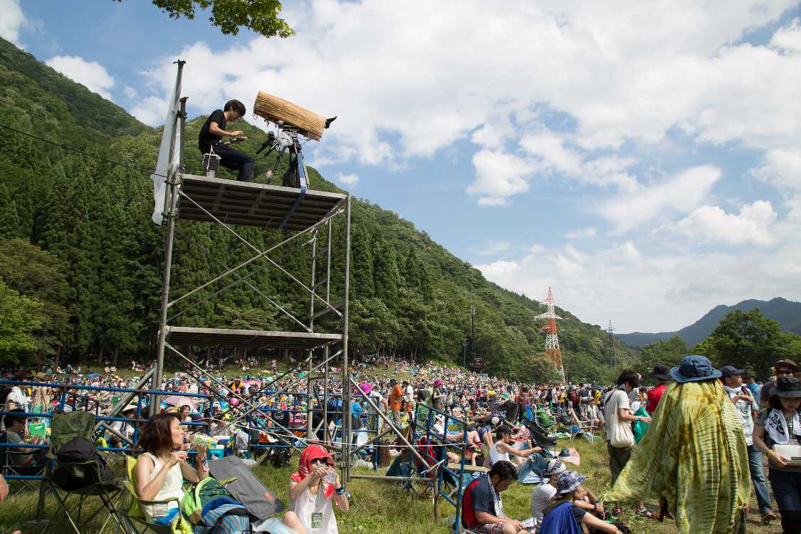 炎天下のカメラマンはつらい。
