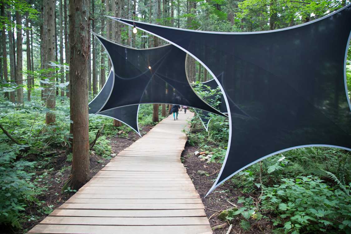 木道亭を通過後の造形物。