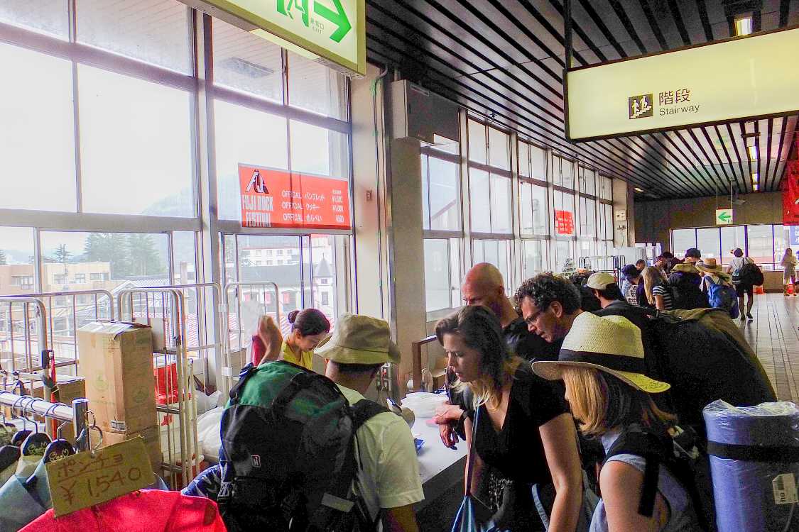 フジロック期間中の特設の売店。