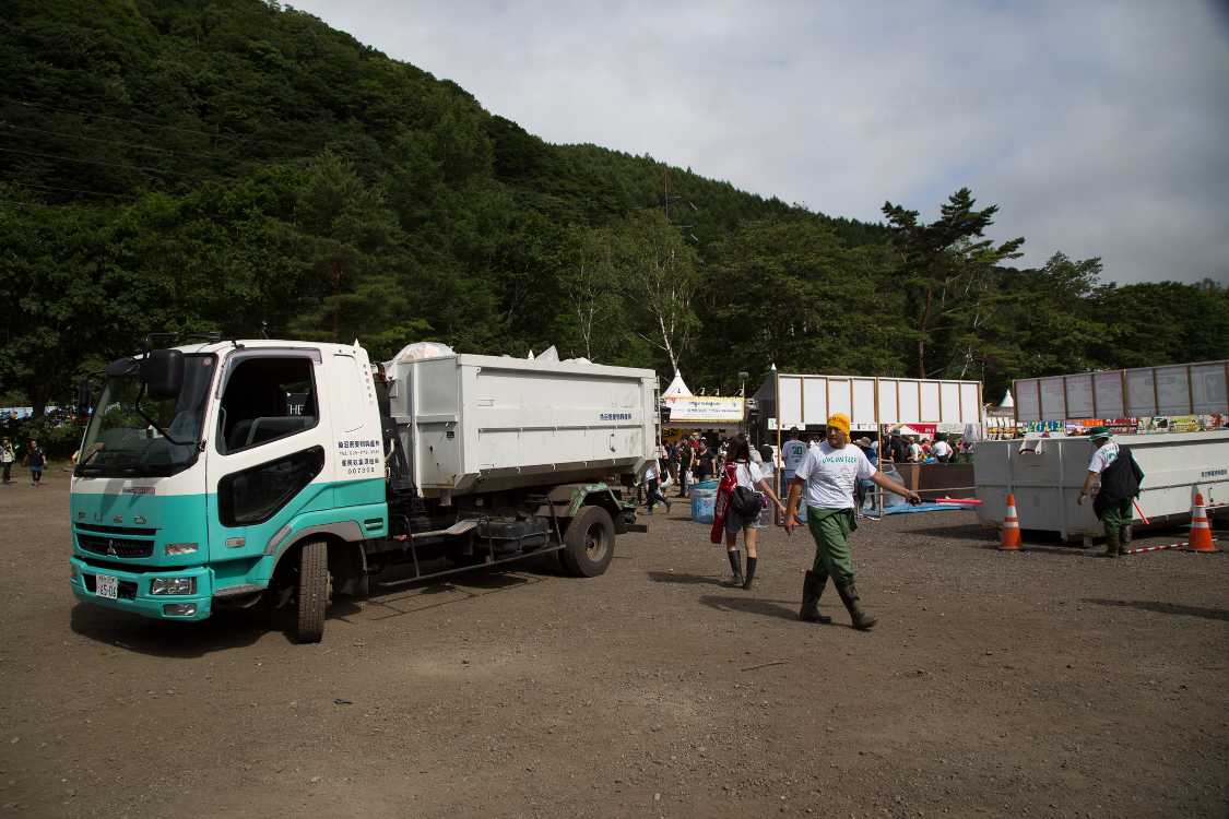 このころ、グリーンステージはジェイク・バグ、レッドマーキーはラプスリー終了直後でした。