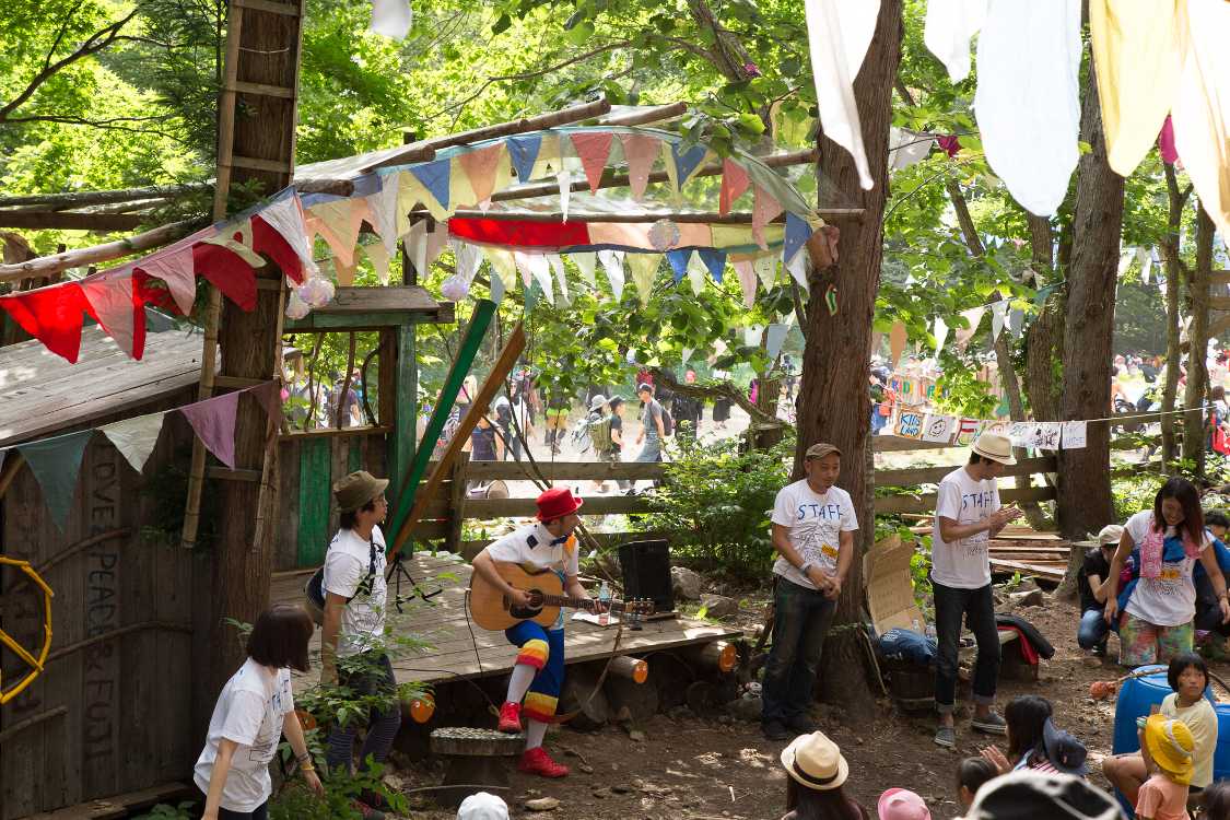 キッズの森のステージ。