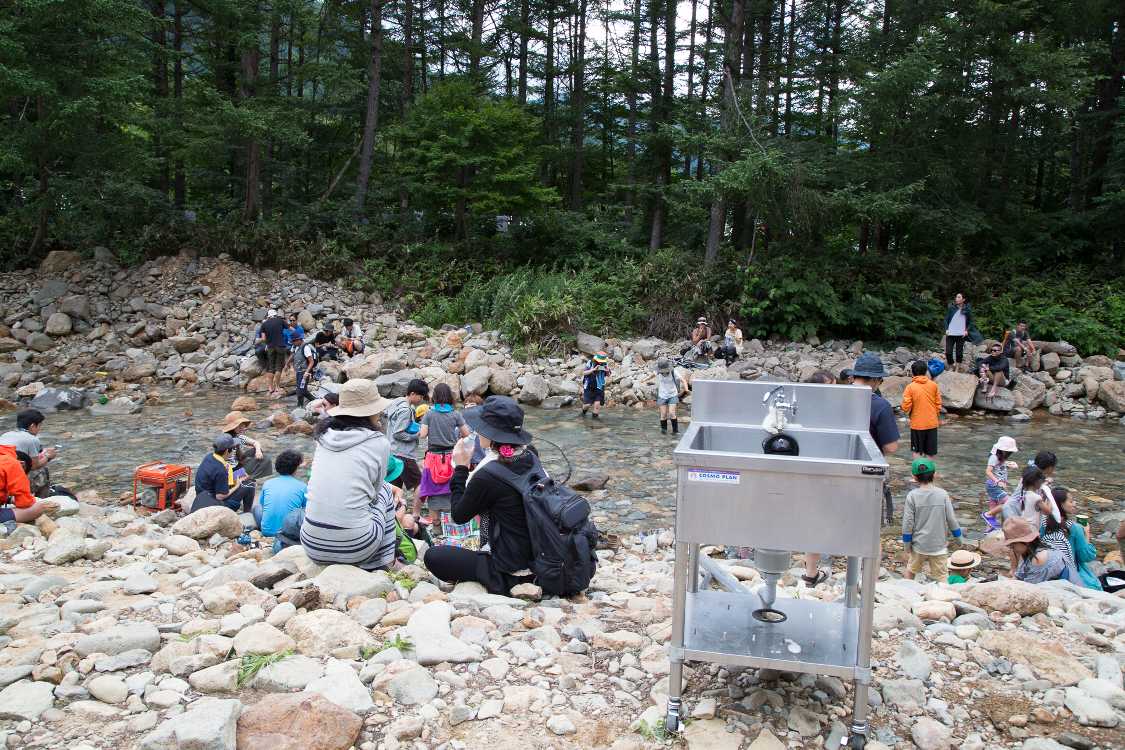 洗面台。水は飲めません。