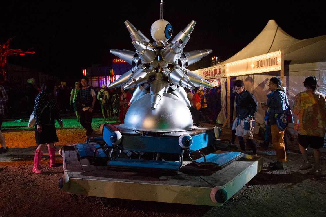 これも昨年のオブジェを再利用して新たなオブジェを作っています。