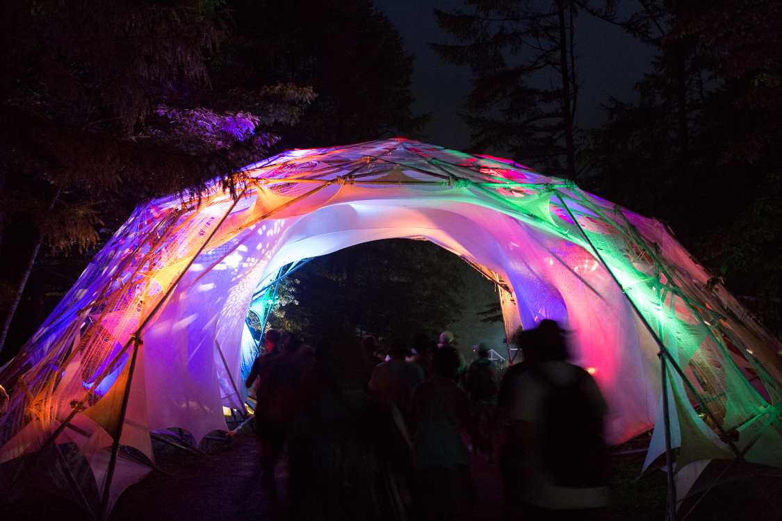 夜は見栄えがします。